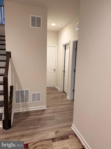 1011 FLESTER LN, Laurel, MD 20707
