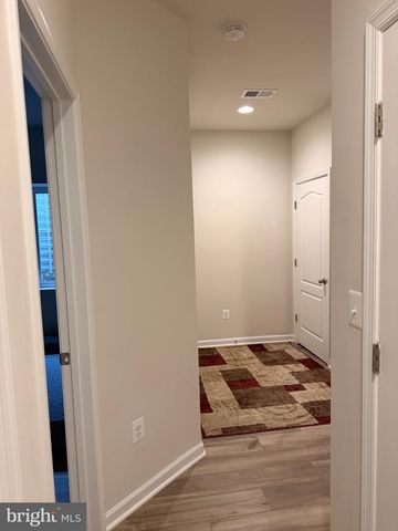 1011 FLESTER LN, Laurel, MD 20707
