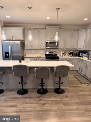 1011 FLESTER LN, Laurel, MD 20707