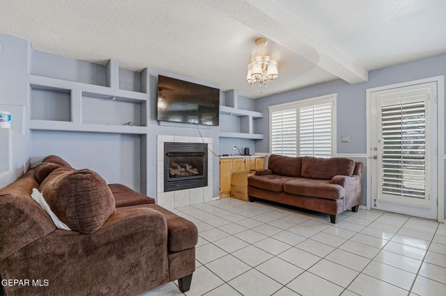 5545 RICK HUSBAND Drive, El Paso, TX 79934