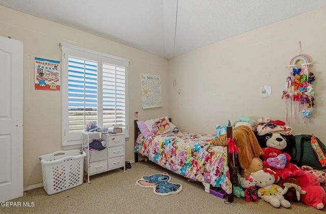 5545 RICK HUSBAND Drive, El Paso, TX 79934