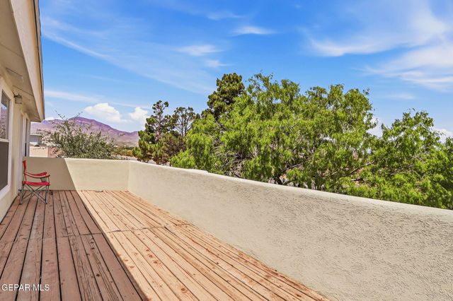 5545 RICK HUSBAND Drive, El Paso, TX 79934