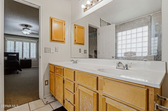 5545 RICK HUSBAND Drive, El Paso, TX 79934