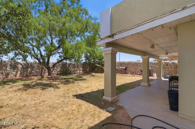 5545 RICK HUSBAND Drive, El Paso, TX 79934