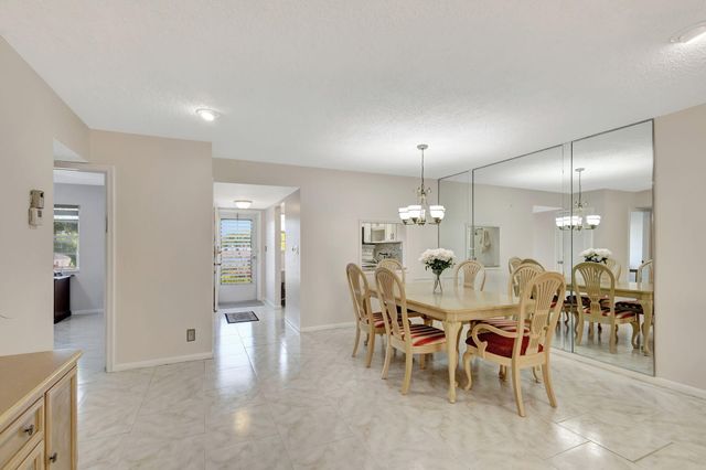 104 Plymouth M, West Palm Beach, FL 33417