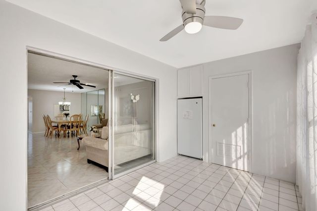 104 Plymouth M, West Palm Beach, FL 33417