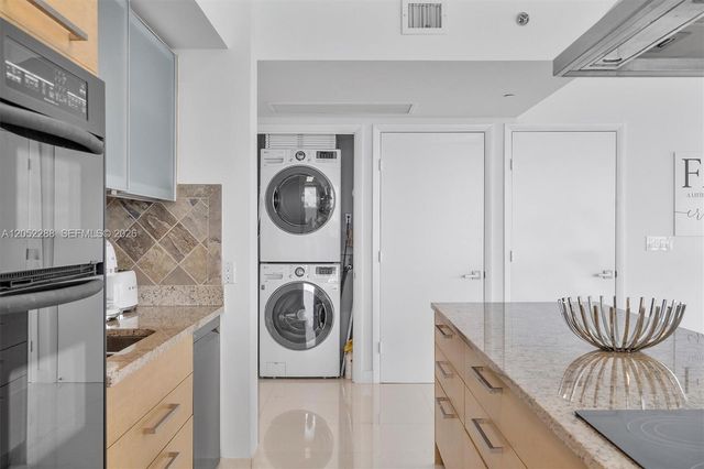 1830 S Ocean Dr 1101, Hallandale Beach, FL 33009