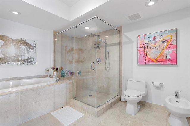 1830 S Ocean Dr 1101, Hallandale Beach, FL 33009