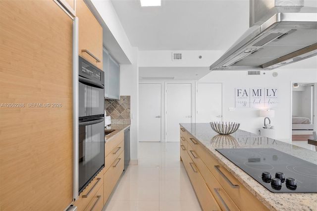 1830 S Ocean Dr 1101, Hallandale Beach, FL 33009
