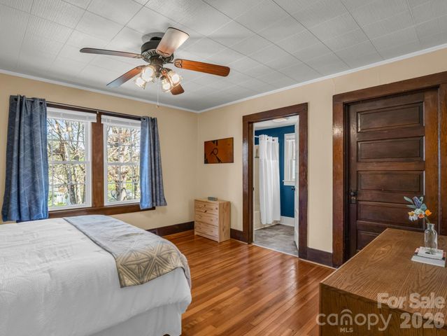 40 Hudson Street, Asheville, NC 28806