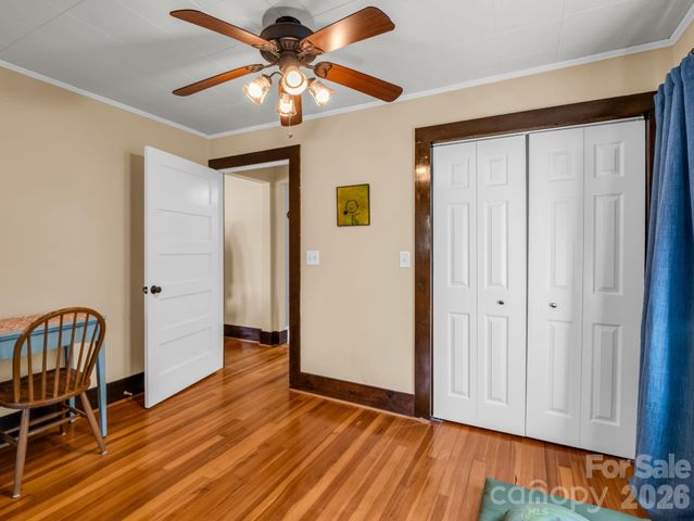 40 Hudson Street, Asheville, NC 28806