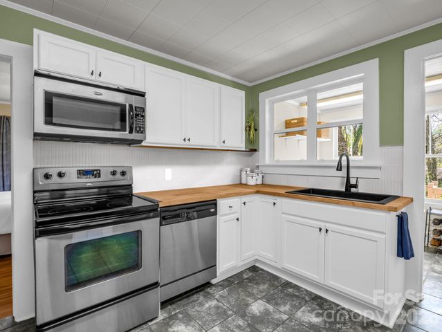 40 Hudson Street, Asheville, NC 28806