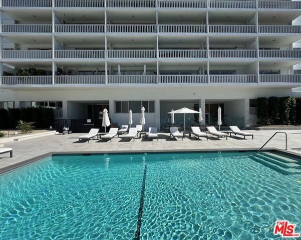 999 N DOHENY Drive 711, West Hollywood, CA 90069