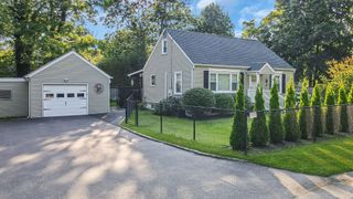 172 Cranberry Drive, Mastic Beach, NY 11951
