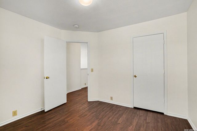 6013 Midcrown, San Antonio, TX 78218