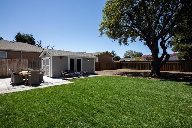 131 Charles Street, Sunnyvale, CA 94086