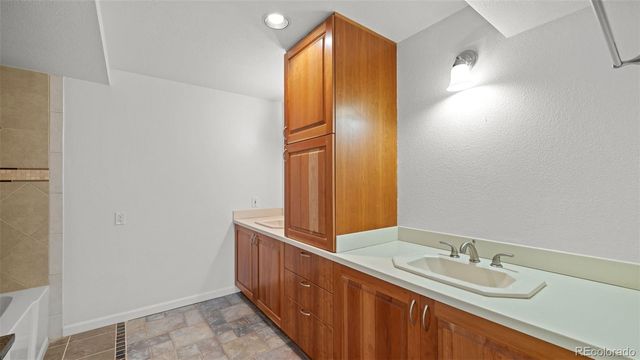 8124 Tempest Ridge Way, Parker, CO 80134