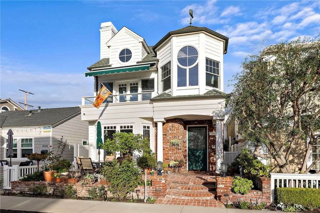 302 Ruby Avenue, Newport Beach, CA 92662 — photo 3