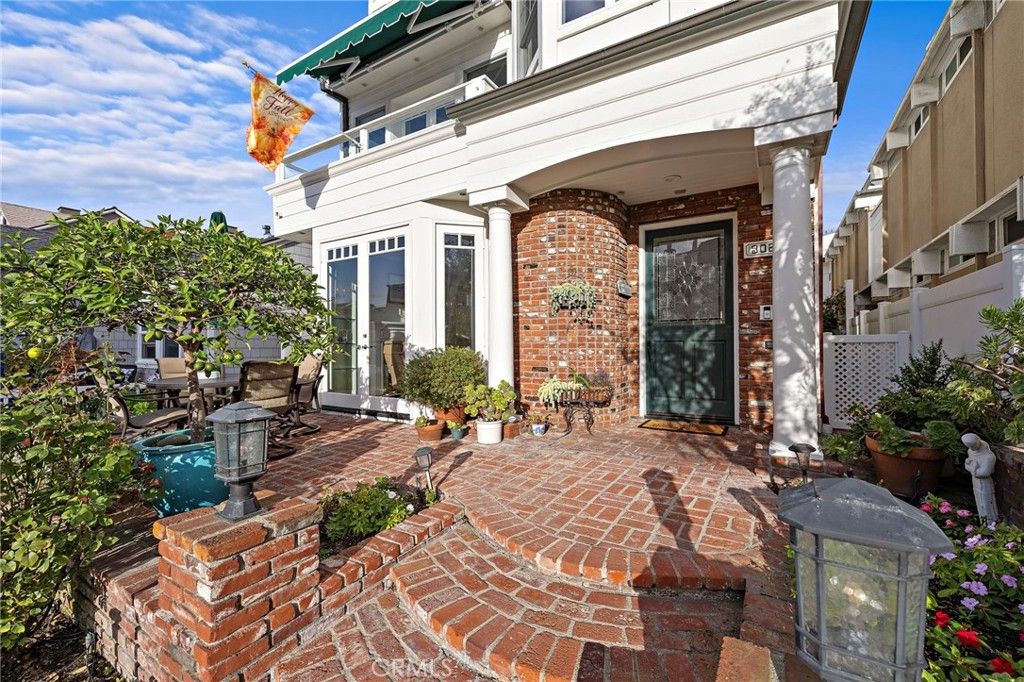 302 Ruby Avenue, Newport Beach, CA 92662 — photo 4
