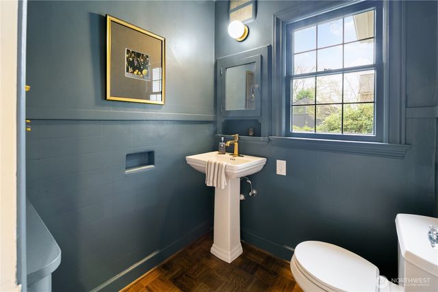 625 34th Avenue E, Seattle, WA 98112