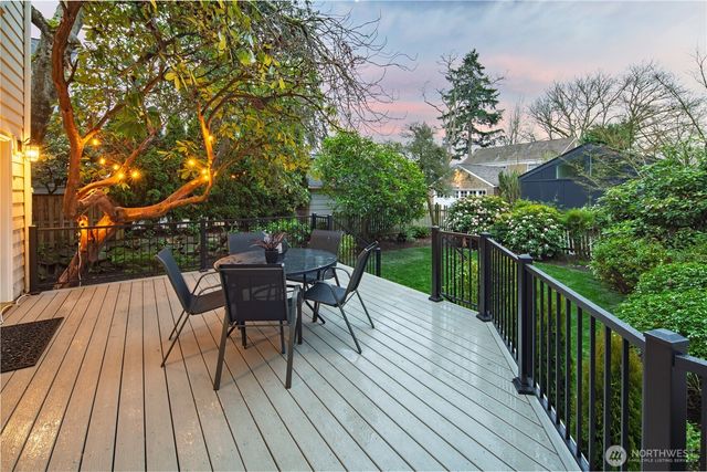 625 34th Avenue E, Seattle, WA 98112