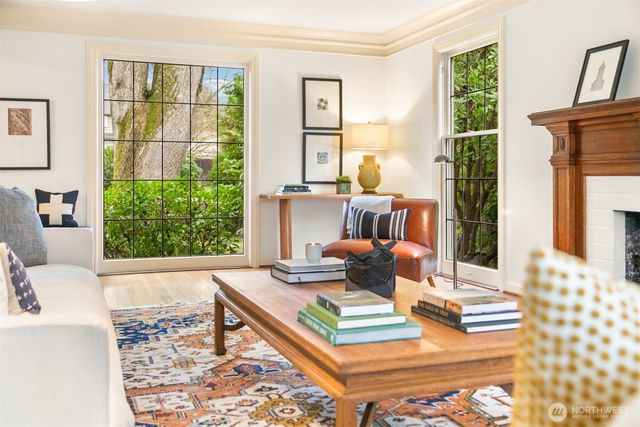 625 34th Avenue E, Seattle, WA 98112