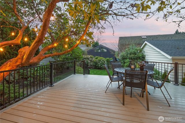 625 34th Avenue E, Seattle, WA 98112