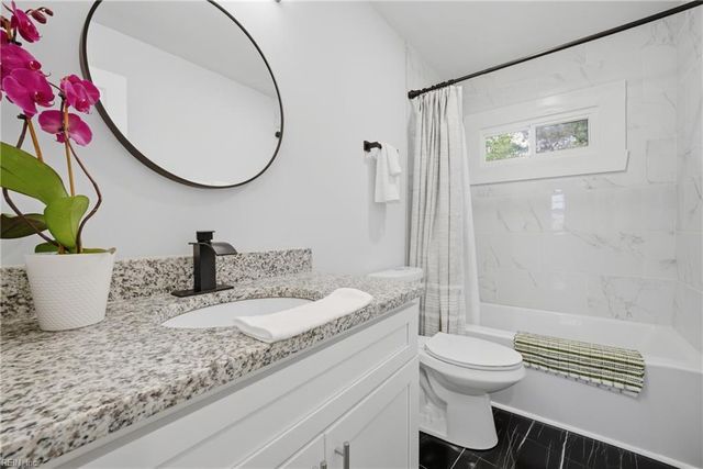 1117 Warfield DR, Portsmouth, VA 23701