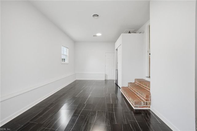 1117 Warfield DR, Portsmouth, VA 23701