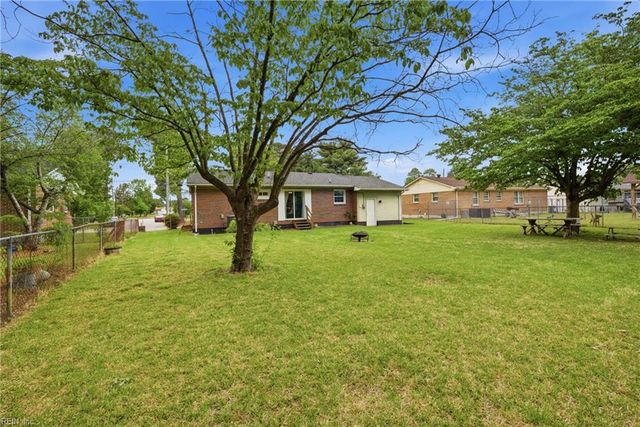 1117 Warfield DR, Portsmouth, VA 23701