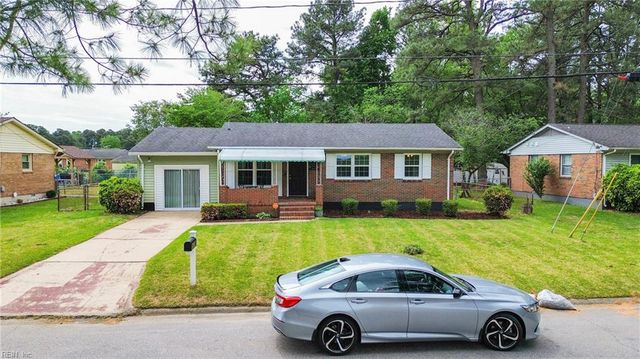 1117 Warfield DR, Portsmouth, VA 23701