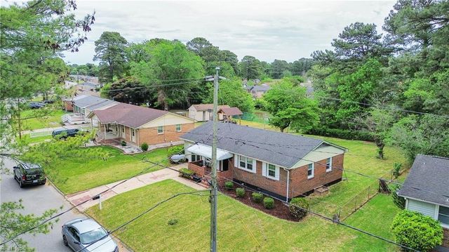 1117 Warfield DR, Portsmouth, VA 23701