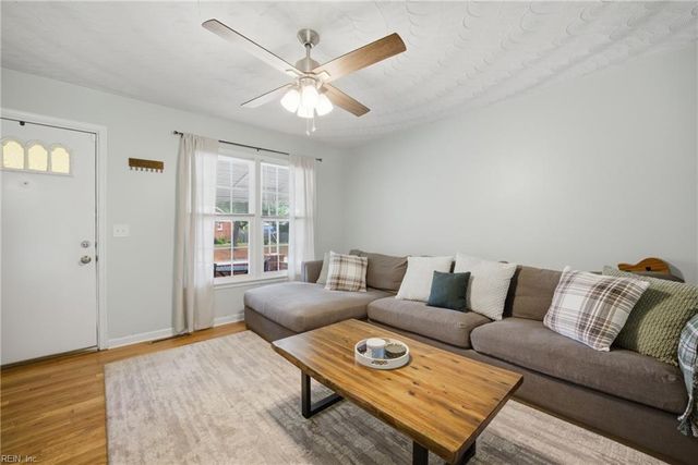 1117 Warfield DR, Portsmouth, VA 23701