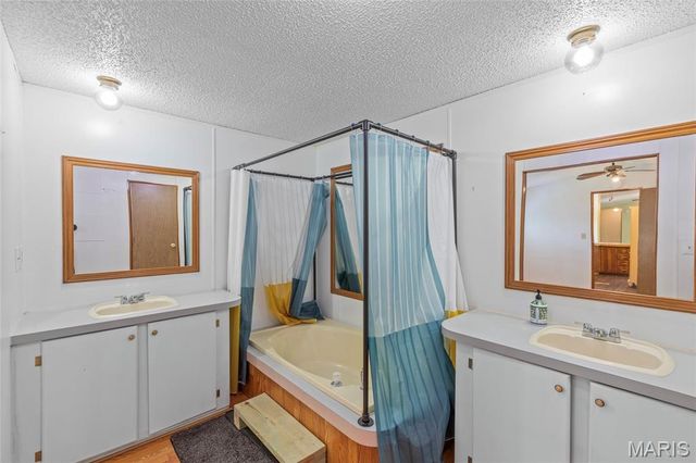 4809 Miller Road, House Springs, MO 63051