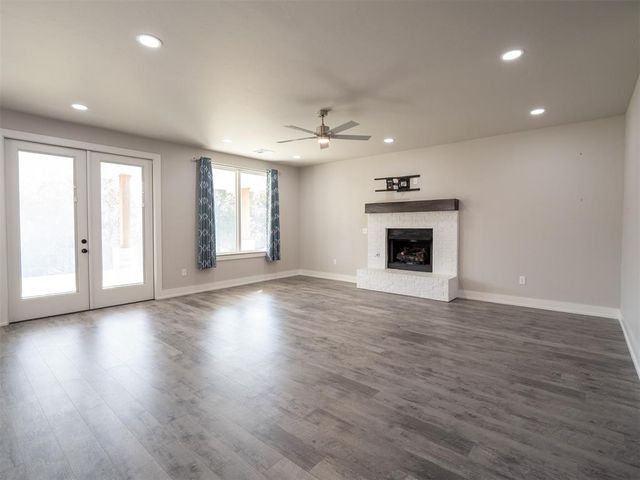 5520 Sunset Ridge Road, Newalla, OK 74857