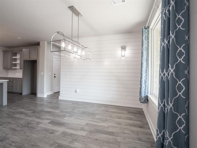 5520 Sunset Ridge Road, Newalla, OK 74857