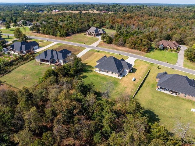 5520 Sunset Ridge Road, Newalla, OK 74857
