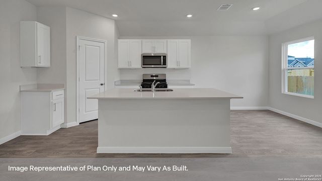 108 FLORA VISTA STREET, San Marcos, TX 78666