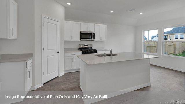 108 FLORA VISTA STREET, San Marcos, TX 78666