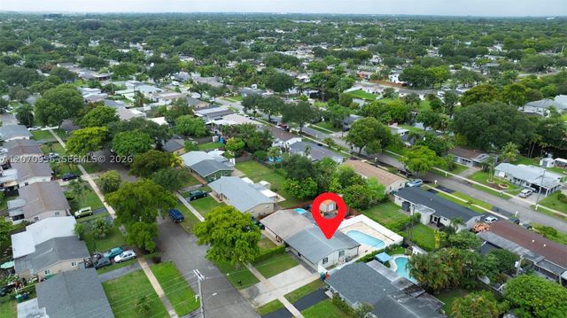 5001 SW 92nd Ter, Cooper City, FL 33328