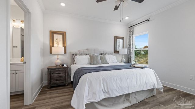 9904 Starling Dr, Pensacola, FL 32506