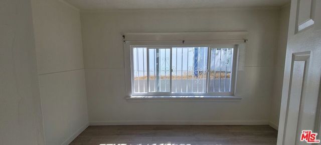 1240 S Lucerne Boulevard, Los Angeles, CA 90019