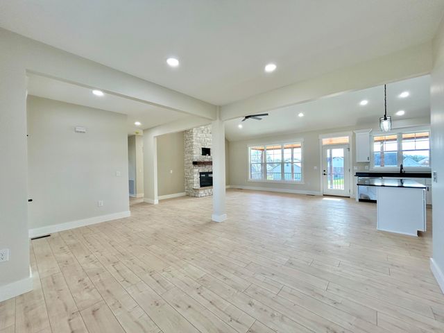 783 Splendor View Drive, Somerset, KY 42503