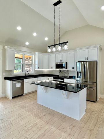 783 Splendor View Drive, Somerset, KY 42503