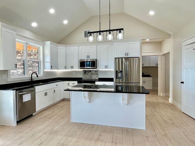 783 Splendor View Drive, Somerset, KY 42503