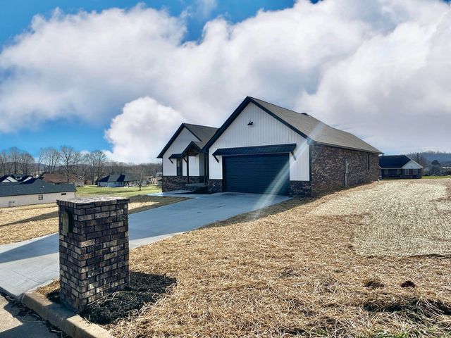 783 Splendor View Drive, Somerset, KY 42503