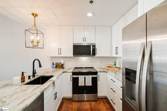 100 W Court Street Unit 2B, Greenville, SC 29601