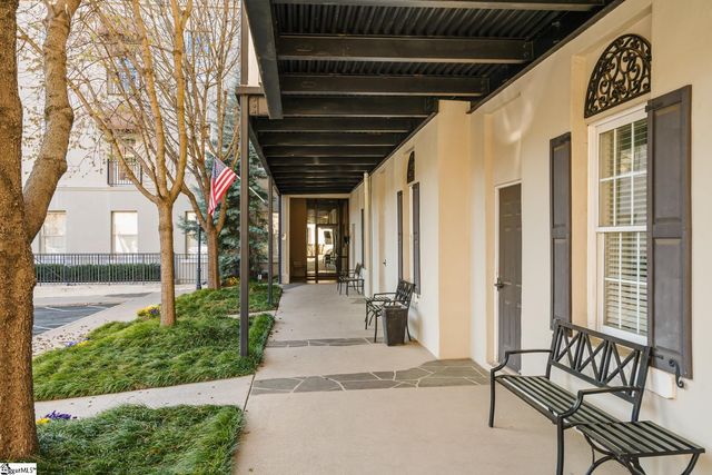 100 W Court Street Unit 2B, Greenville, SC 29601