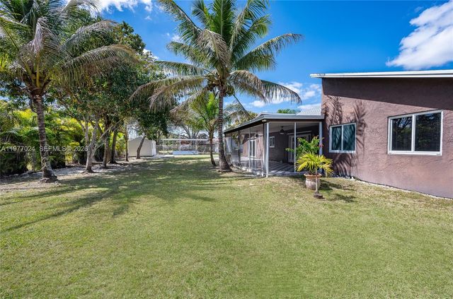 12930 SW 190th St, Miami, FL 33177