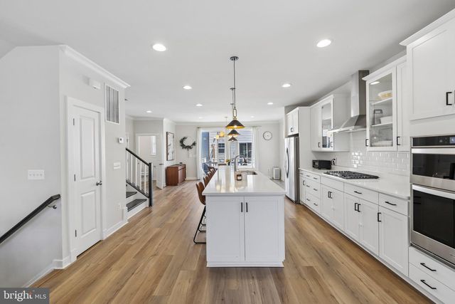 283 WILLIS ST, Fredericksburg, VA 22401